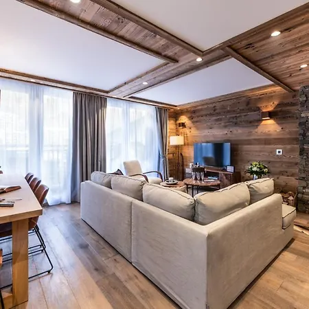 Alaska By Alpine * Val-d'Isere