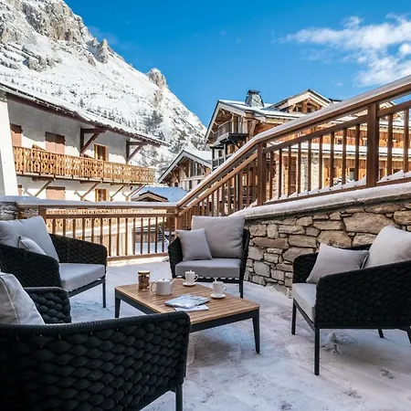 Alaska By Alpine Val-d'Isere